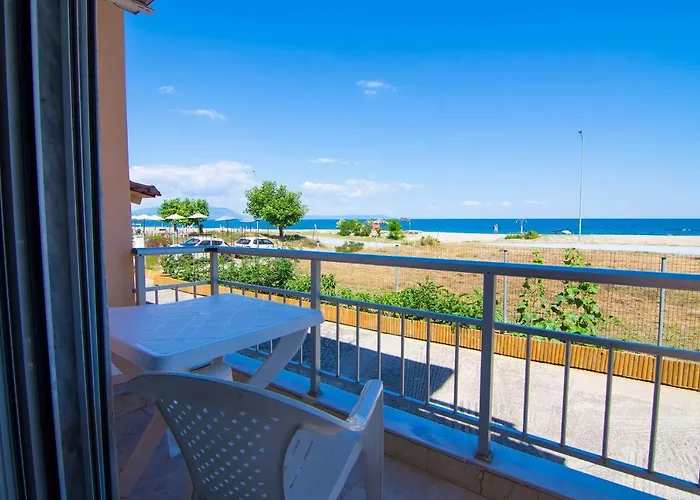 Blue Kyma Aparthotel 3*
