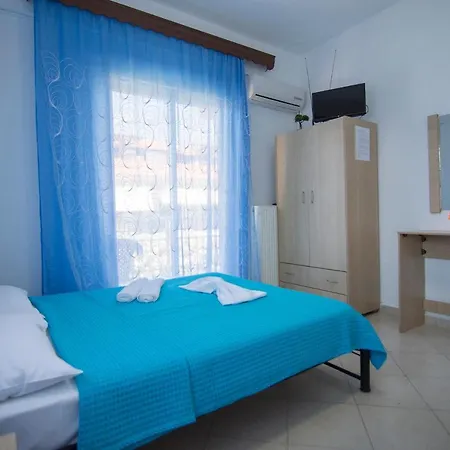 Blue Kyma מלון דירות Vrasná